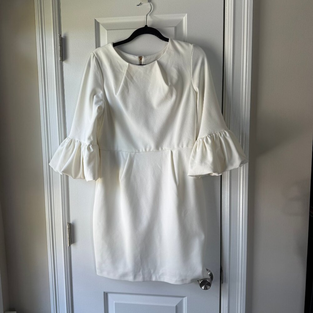 Scarlett Bell Sleeve White Quarter Length Rehearsal Wedding Dress 10 Petite